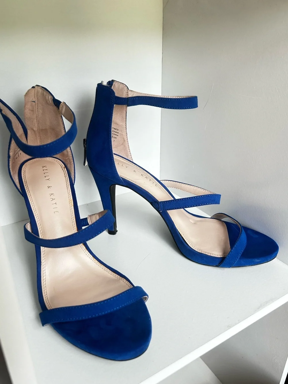 Kelly & Katie Blue Strappy Heel/ size US 9 - Picture 3 of 8